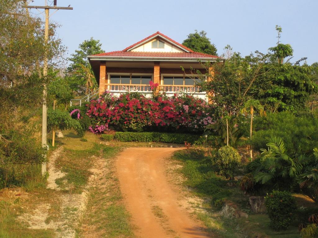 Freedom Estate Sea View Apartments Ko Lanta Extérieur photo
